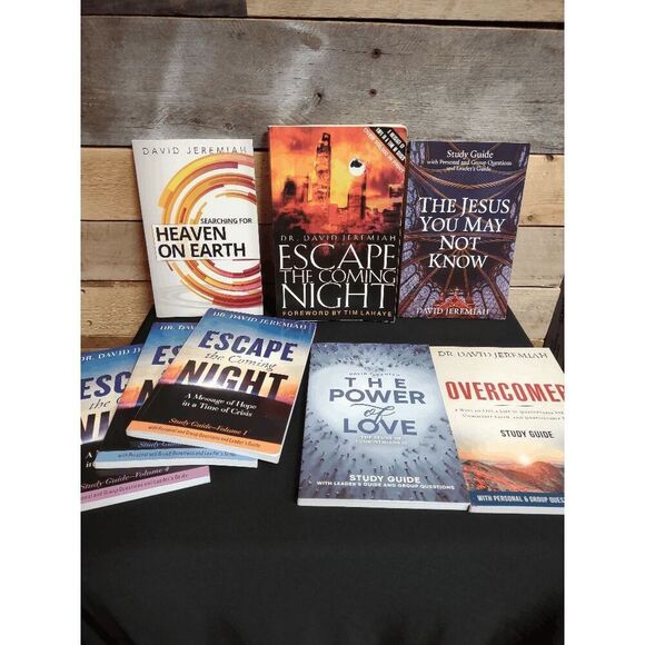 Lot of 8 David Jeremiah Bks / Study Guides - Escape the Coming Night, and more - Picture 1 of 3
